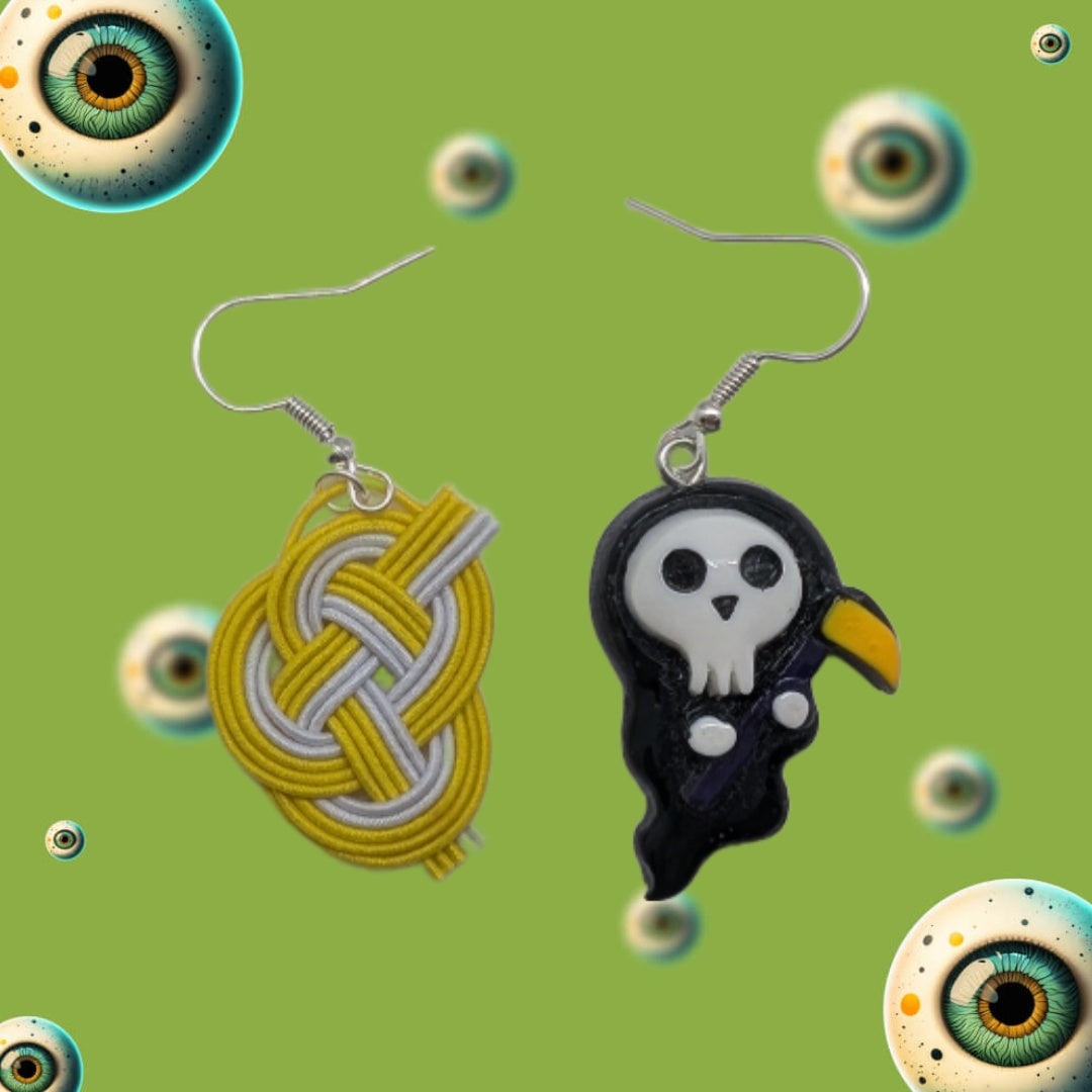 pendentif faucheuse avec faux jaune & nœud Awaji