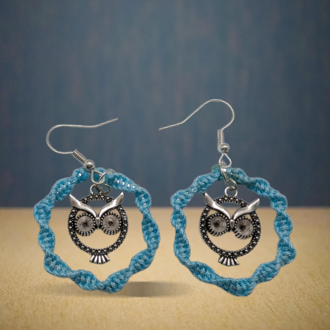 pendentif chouette en métal & nœud plat unidirectionnel