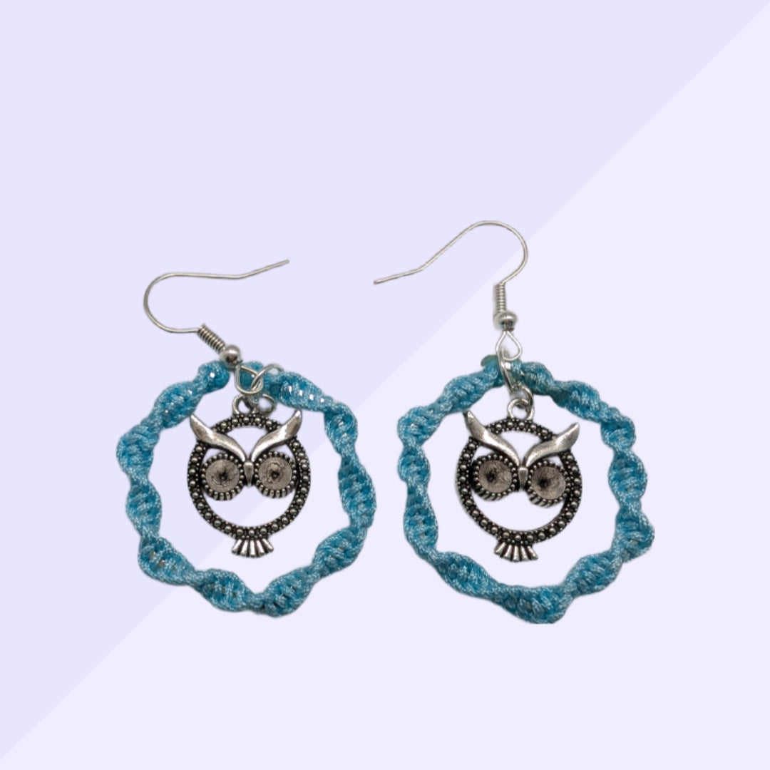 pendentif chouette en métal & nœud plat unidirectionnel